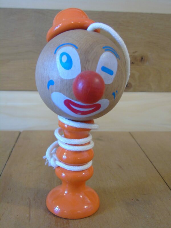 Bilboquet clown
