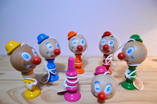 Bilboquet clown