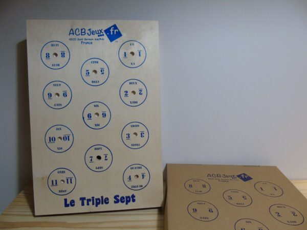 Le Triple Sept géant